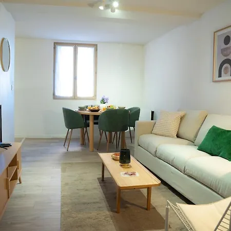 Apartment Centre, 2 Chambres, Ideal Pour Famille *